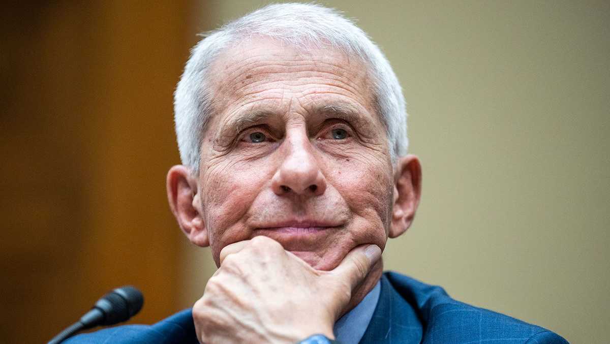 Dr. Anthony Fauci recovering after hospitalization for West Nile virus