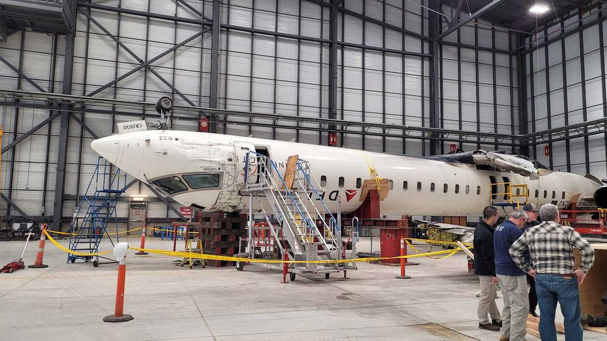 Delta Flight Crash at Toronto Airport Injures 21, Investigation Underway