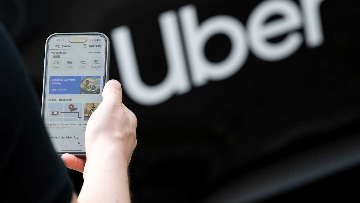 Woman who pepper-sprayed Muslim Uber driver charged with hate crime - WJCL