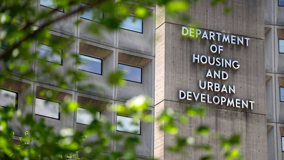 Formerly homeless veterans fear eviction under Trump administration housing shift