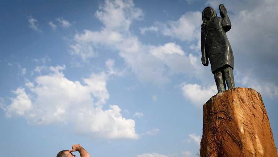 melania statue