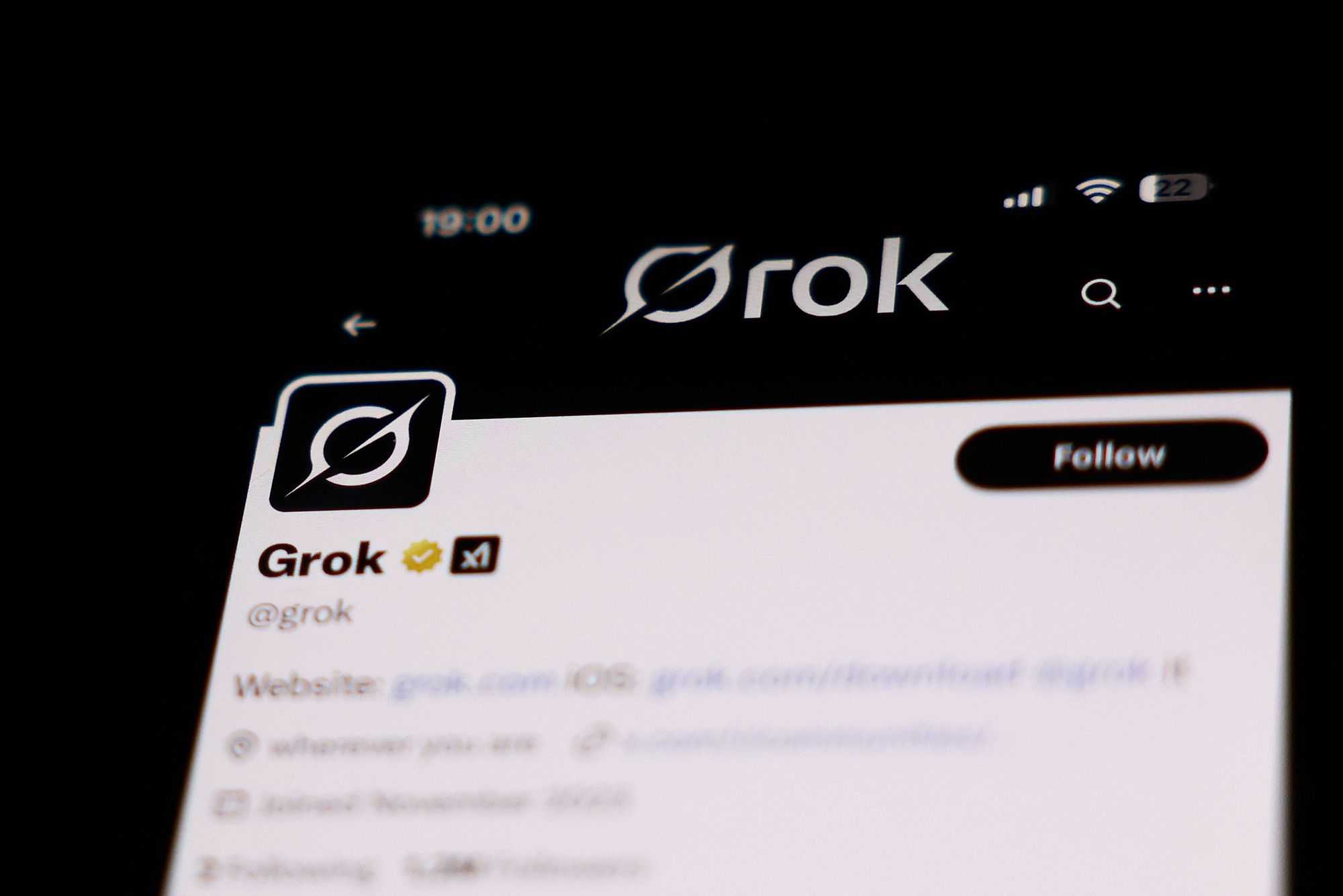 A 'rogue employee' was behind Grok's unprompted 'white genocide' mentions