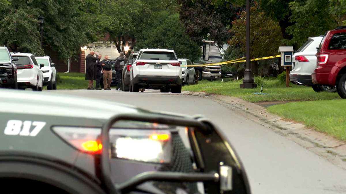 Manhunt After Minnesota Lawmakers Attacked in Homes