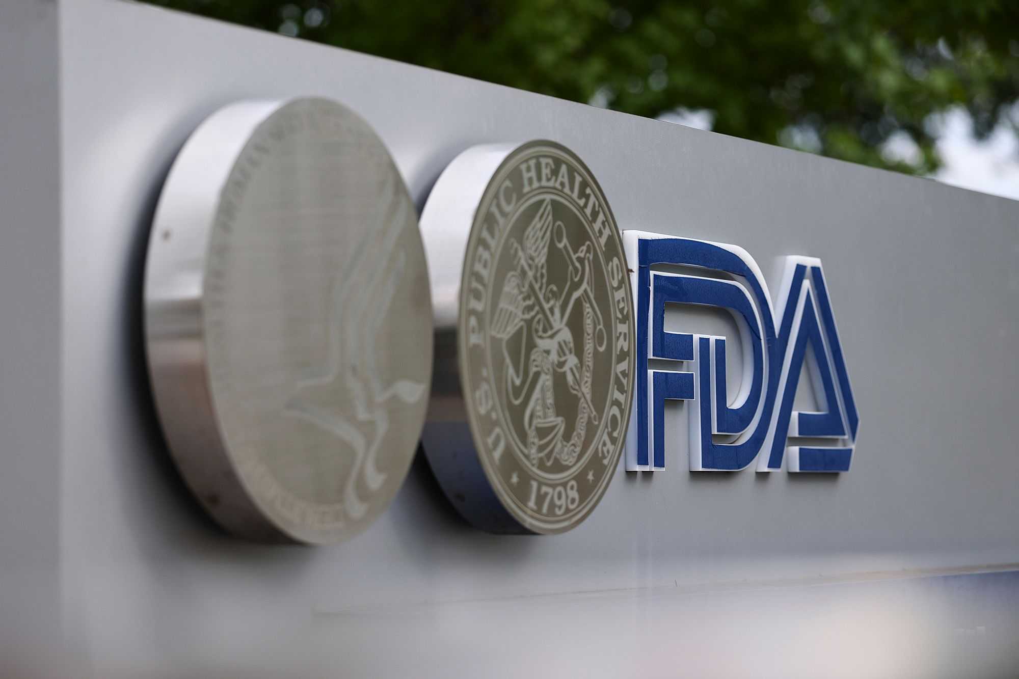 FDA official plans to change vaccine approval process