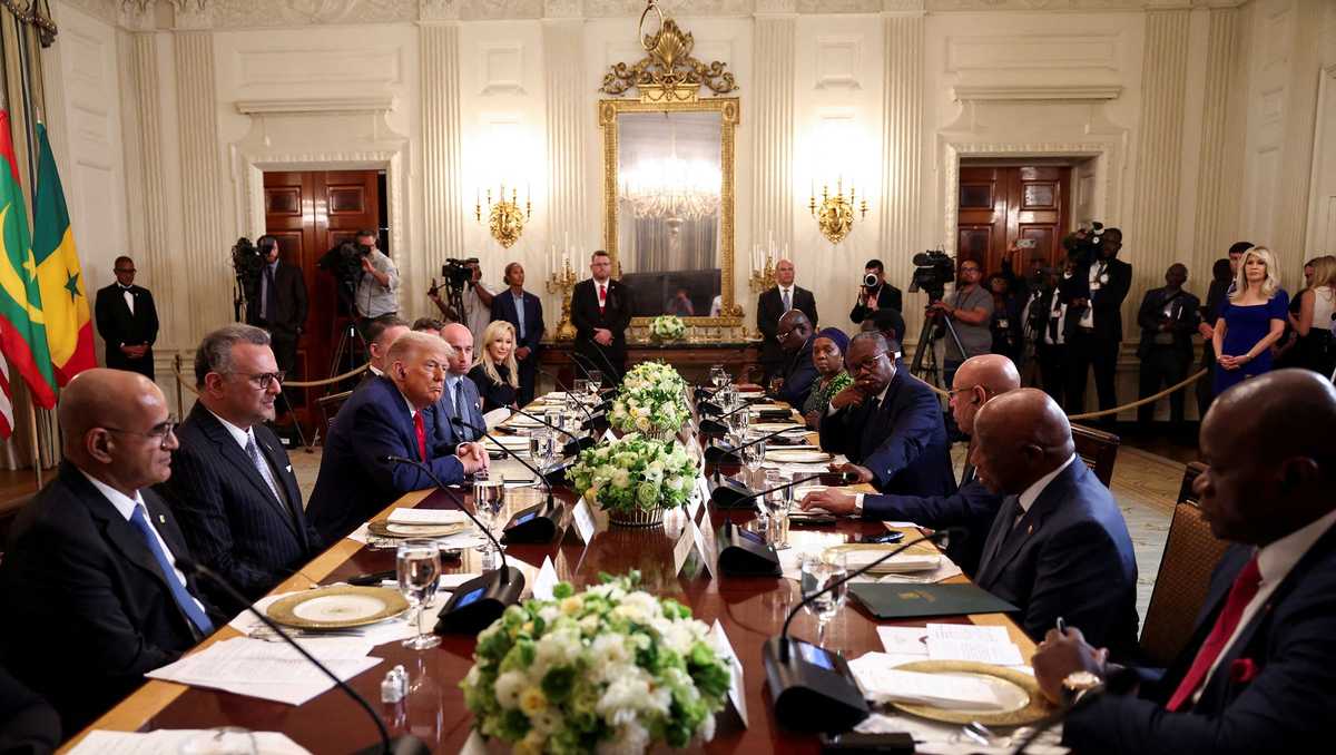 Trump praises 'good English' of Liberian president, prompting criticism