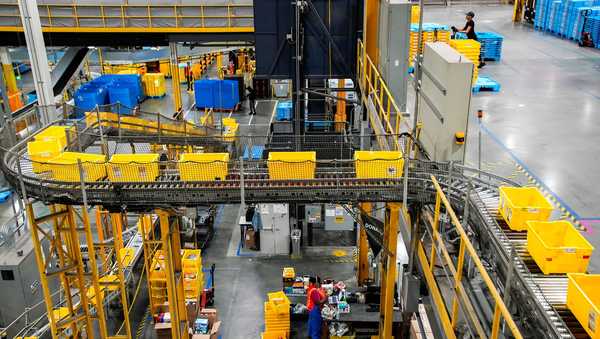 amazon fulfillment center nj