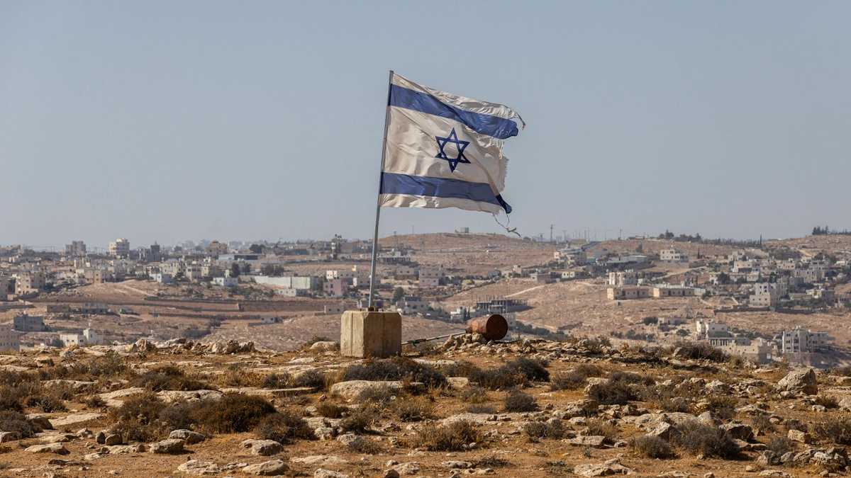Israel's West Bank settlement plan could 'bury' the prospect of a Palestinian state. Here's why