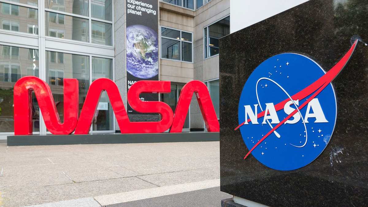 Trump admin escalates space race with China, banning visa-holding scientists from working at NASA