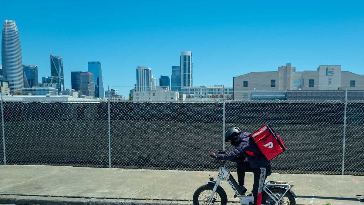 Will DoorDash Drivers Go For Its Hourly Pay Option? - RetailWire