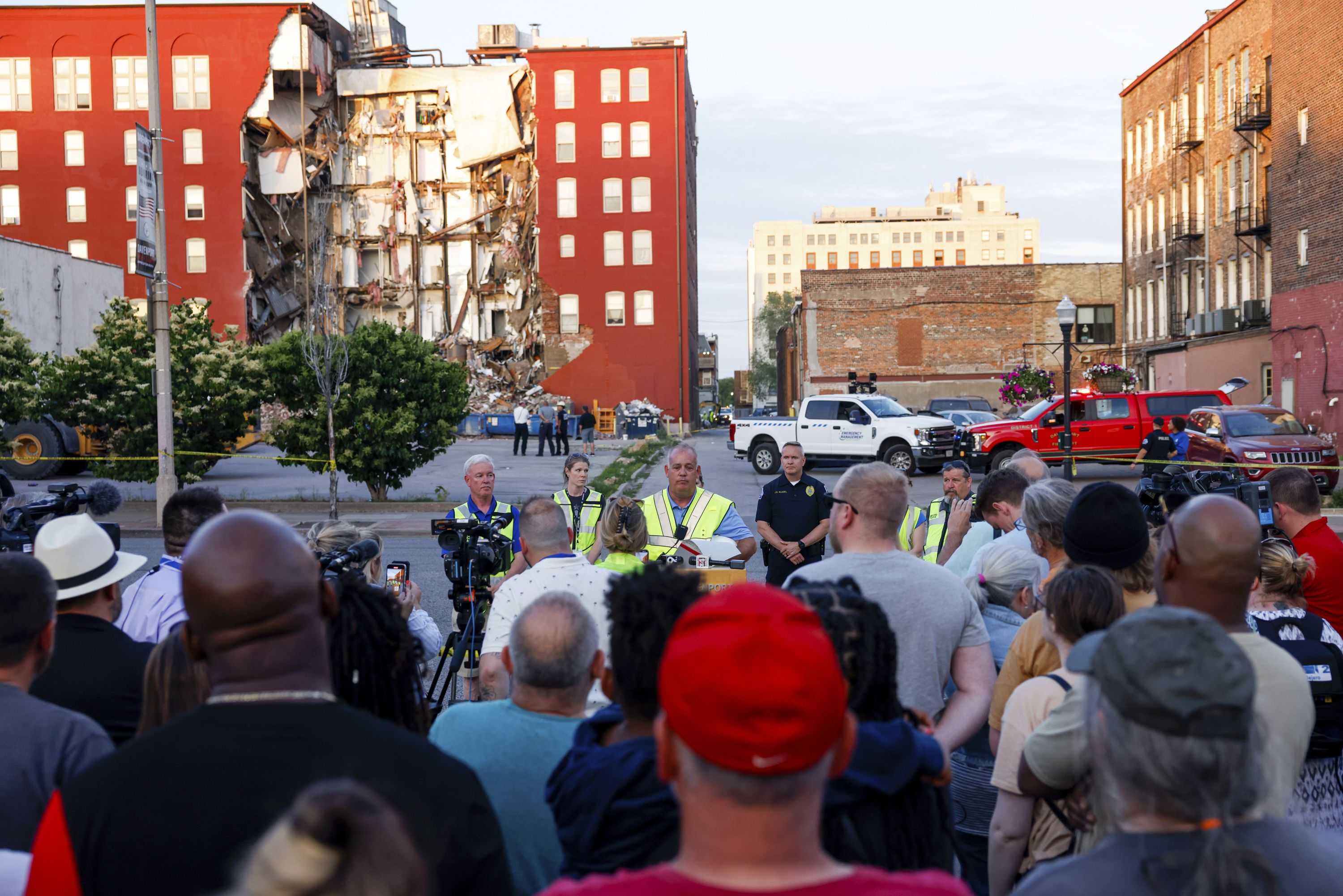 Iowa Partial Building Collapse: 1 Rescued, Search Continues