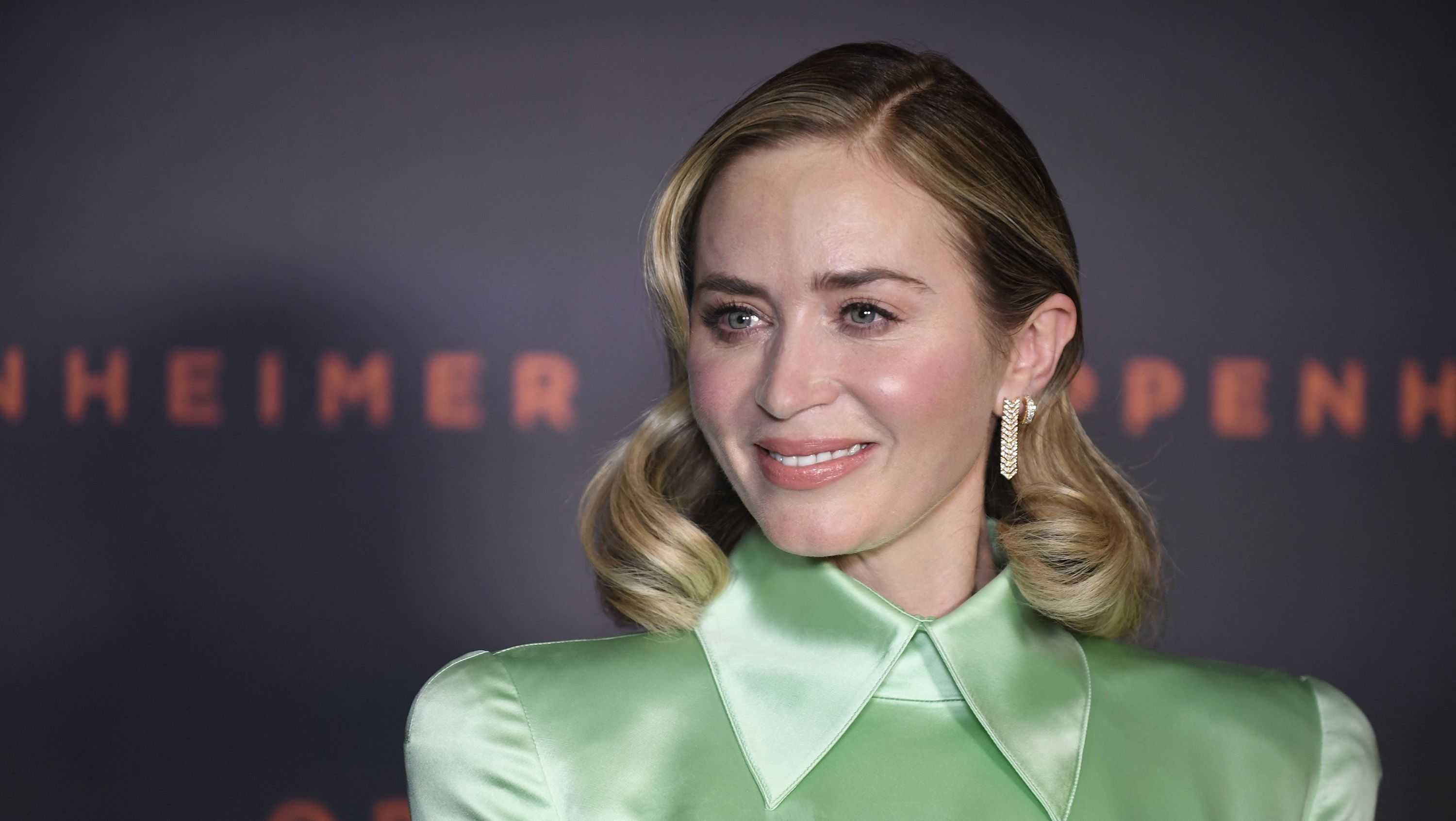 Emily Blunt reveals she is taking a break from acting - Vimarsana News