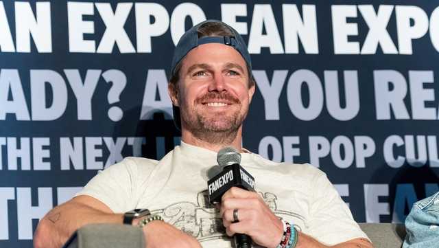 Stephen Amell, former 'Arrow' star, clarifies his remarks about the actors' strike - Vimarsana News