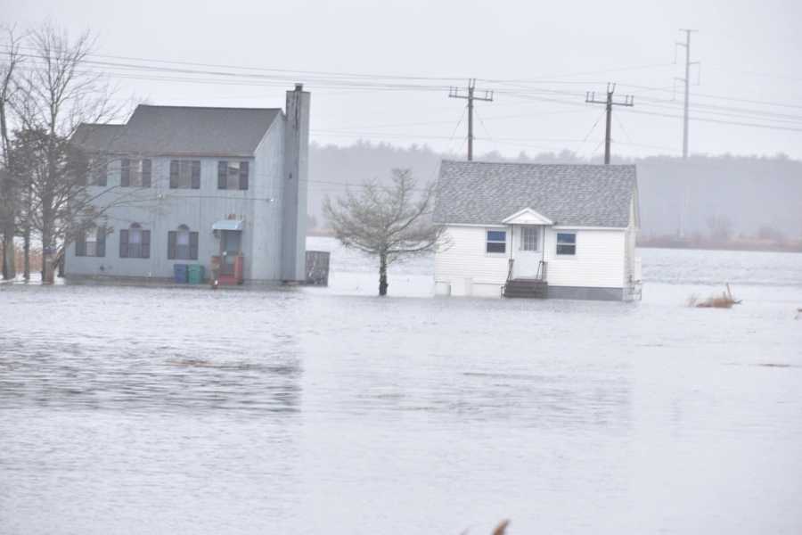 Images Flooding along NH coastline caused by winter storm