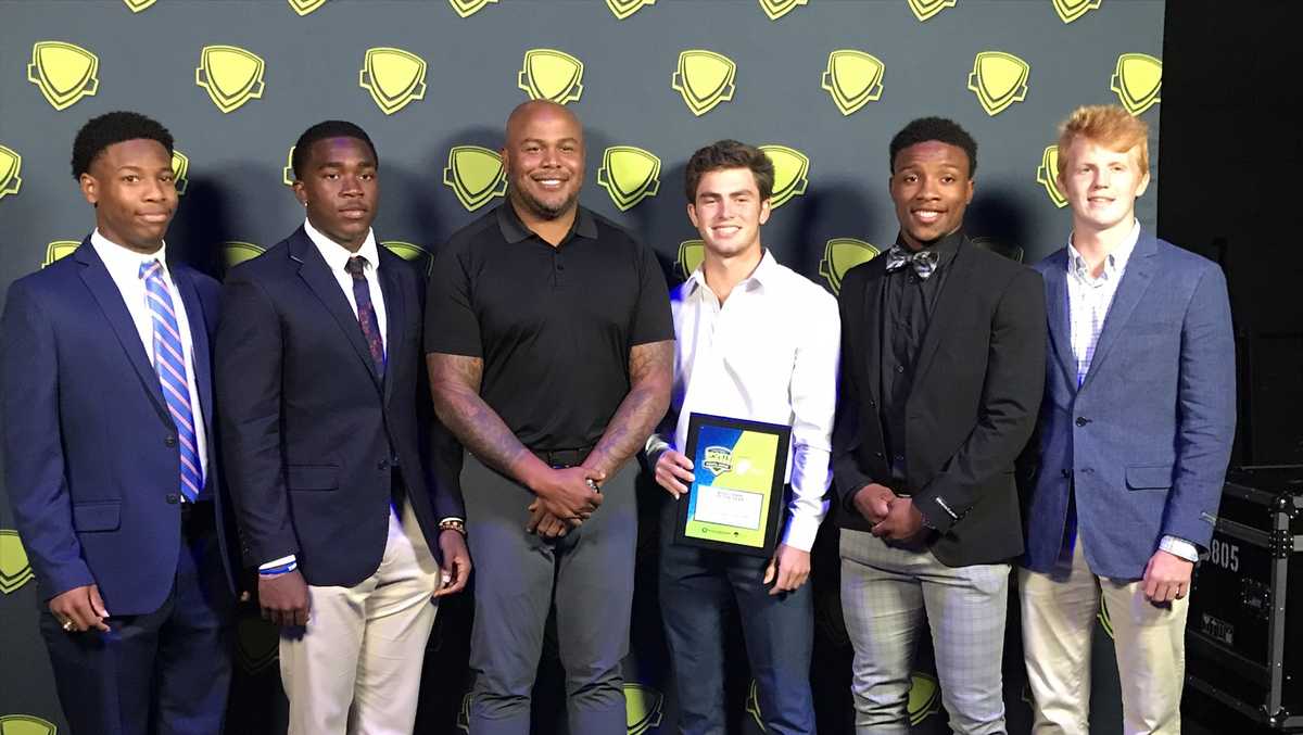 Coastal Empire High School Sports Awards winners with Andruw Jones