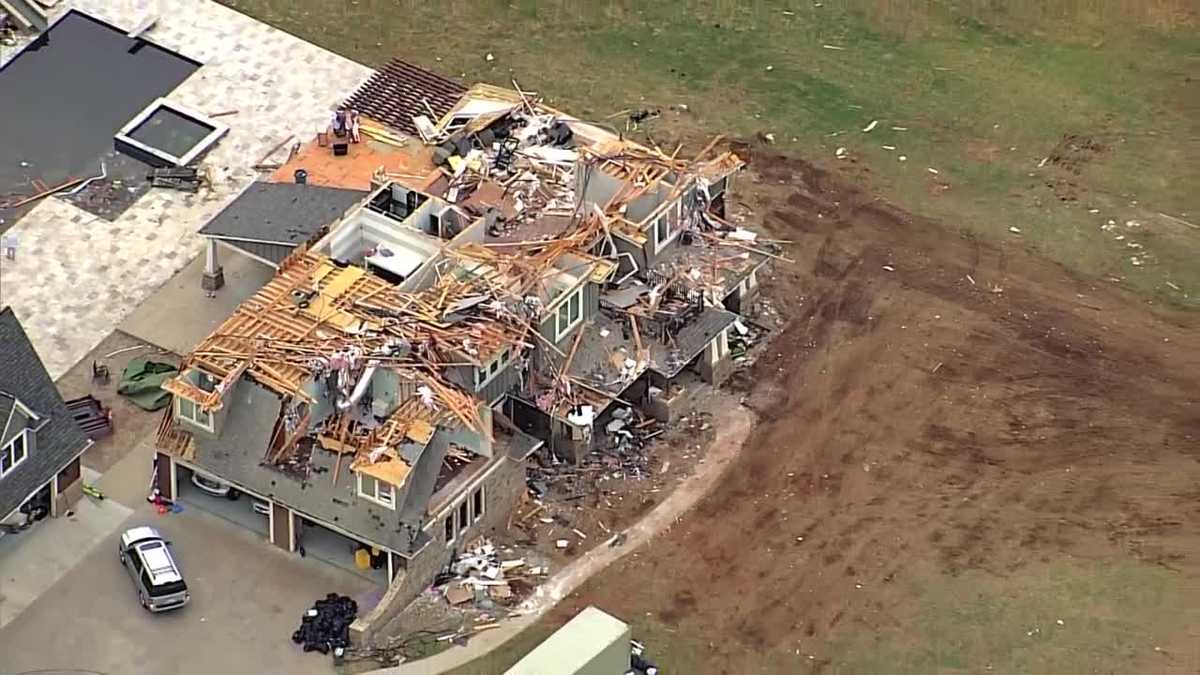 Sky 5 shows devastation caused by EF3 tornado in Cole