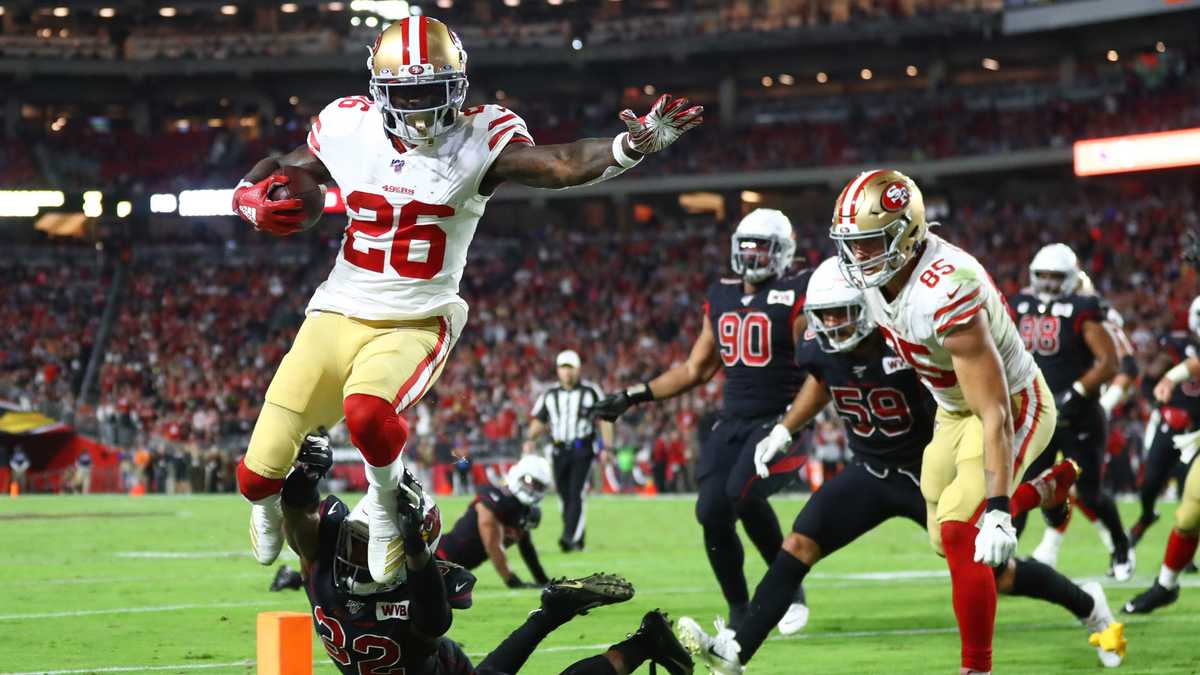 Tevin Coleman: 49ers running back dislocated shoulder vs Green Bay but  could make Super Bowl, NFL News