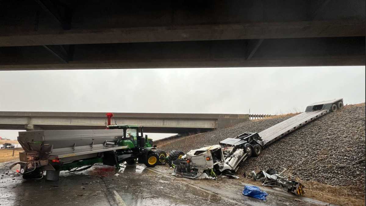 Authorities identify driver in deadly Marshall County crash - KCCI