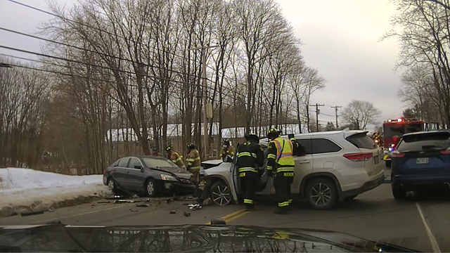 Police: Three car Westbrook crash caused by driver who failed to yield - Vimarsana News