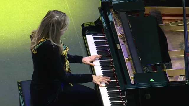 Portland music venue hosts benefit for Ukrainian refugees - Vimarsana News