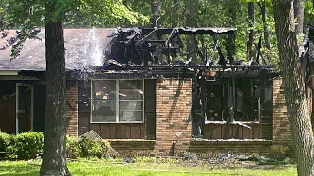 Firefighters battle house fire on Concord Drive - Vimarsana News