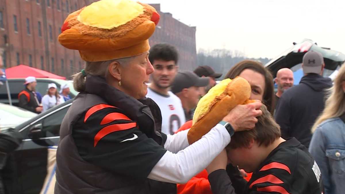 bengals big hat