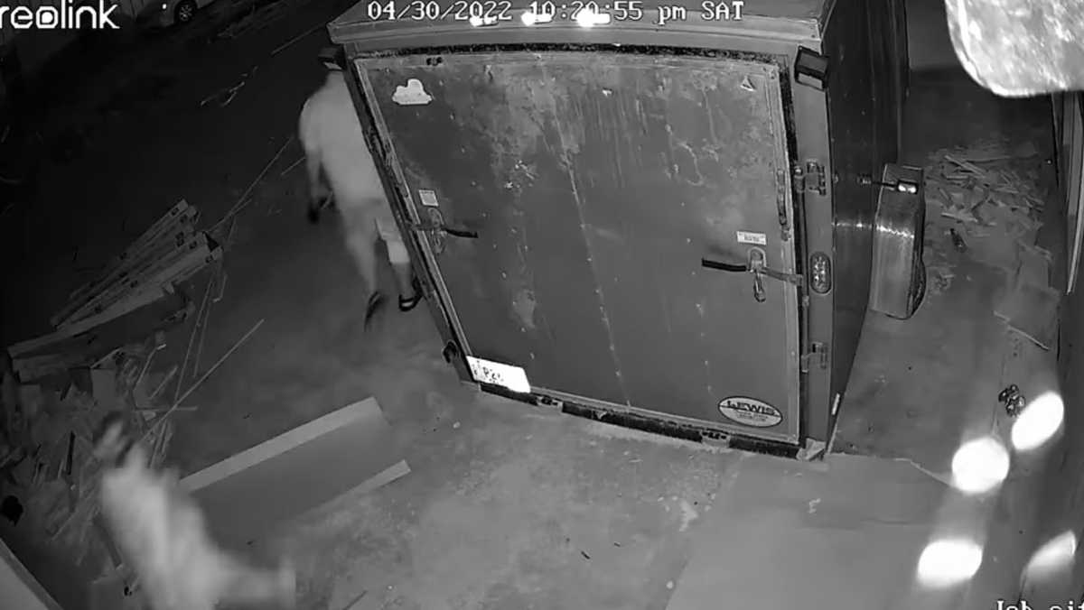 Suspects accused of stealing appliances from home construction site