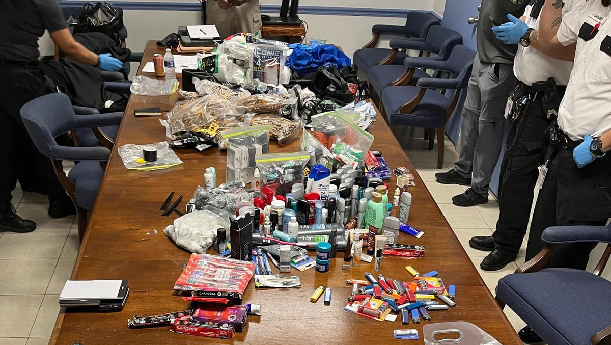 Broward Man Arrested for Smuggling Contraband