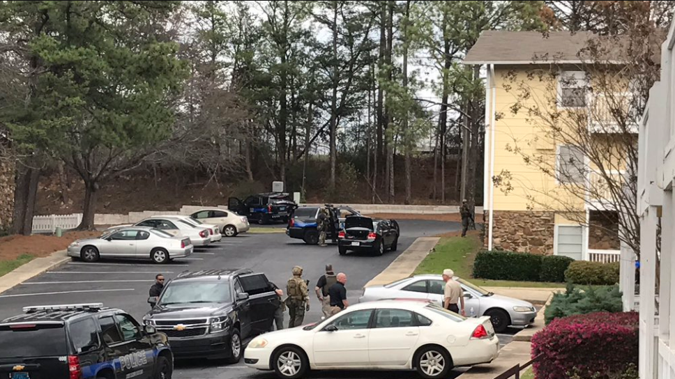 2 men arrested after shots fired at Homewood apartment complex