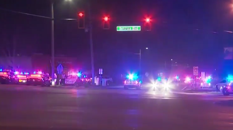 2 police officers injured, suspect dead in Florida