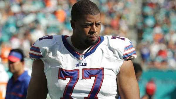 Bills swap 1st-round picks and trade tackle Glenn to Bengals