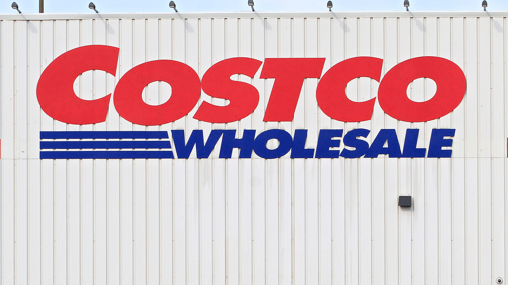 A local Costco now sells beer, wine | First location in Pennsylvania