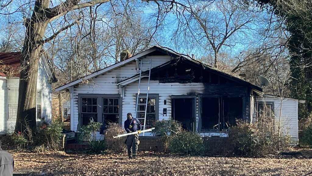 Birmingham man dies after being pulled from house fire