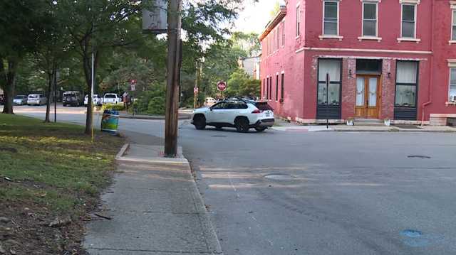 Woman describes assault in Covington, police investigate several incidents - Vimarsana News