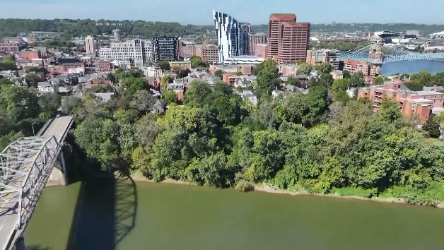 Covington businesses offering deals as nearby bridge construction ramps up