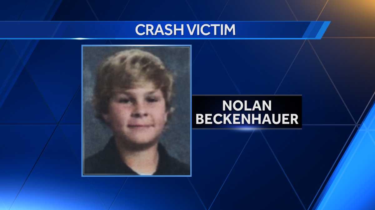 Teen identified in Saunders County crash
