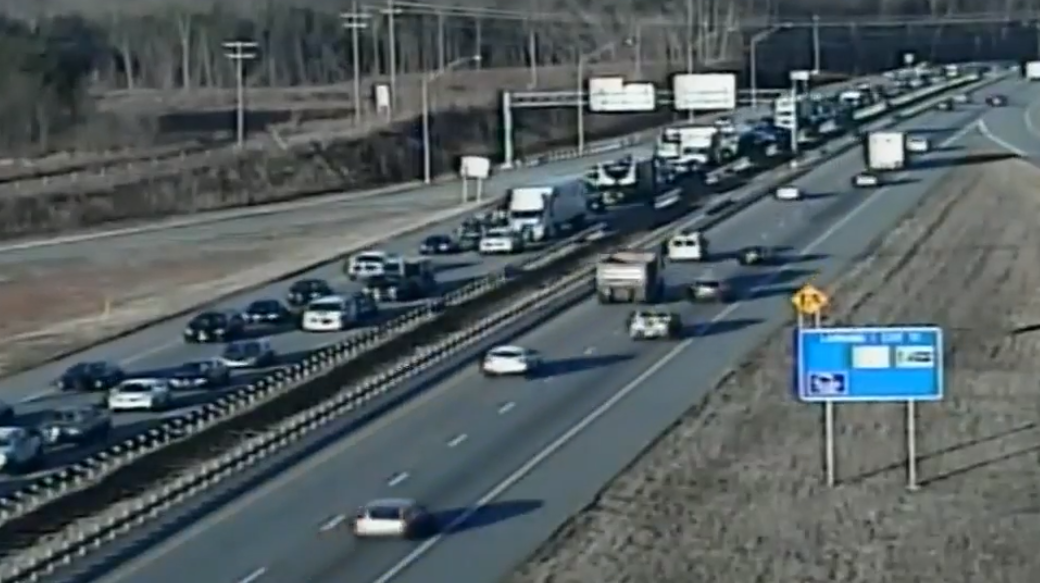 Crash causes major delays on Business 40 in Kernersville