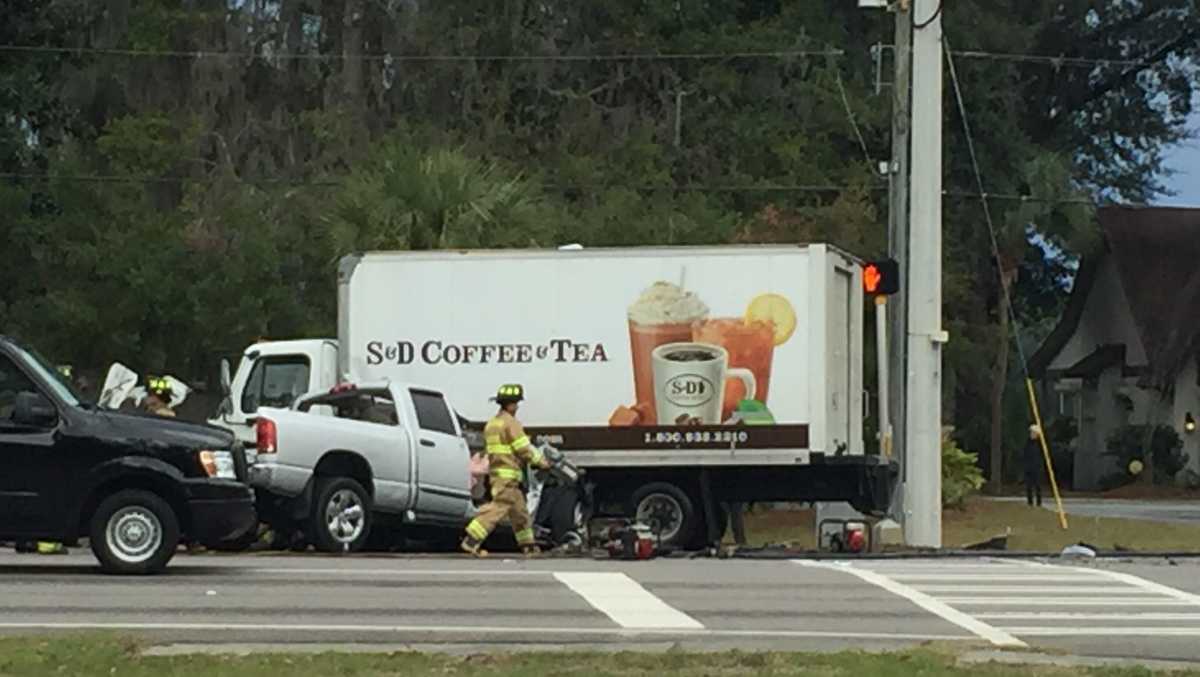 Death reported in Johnny Mercer Boulevard crash