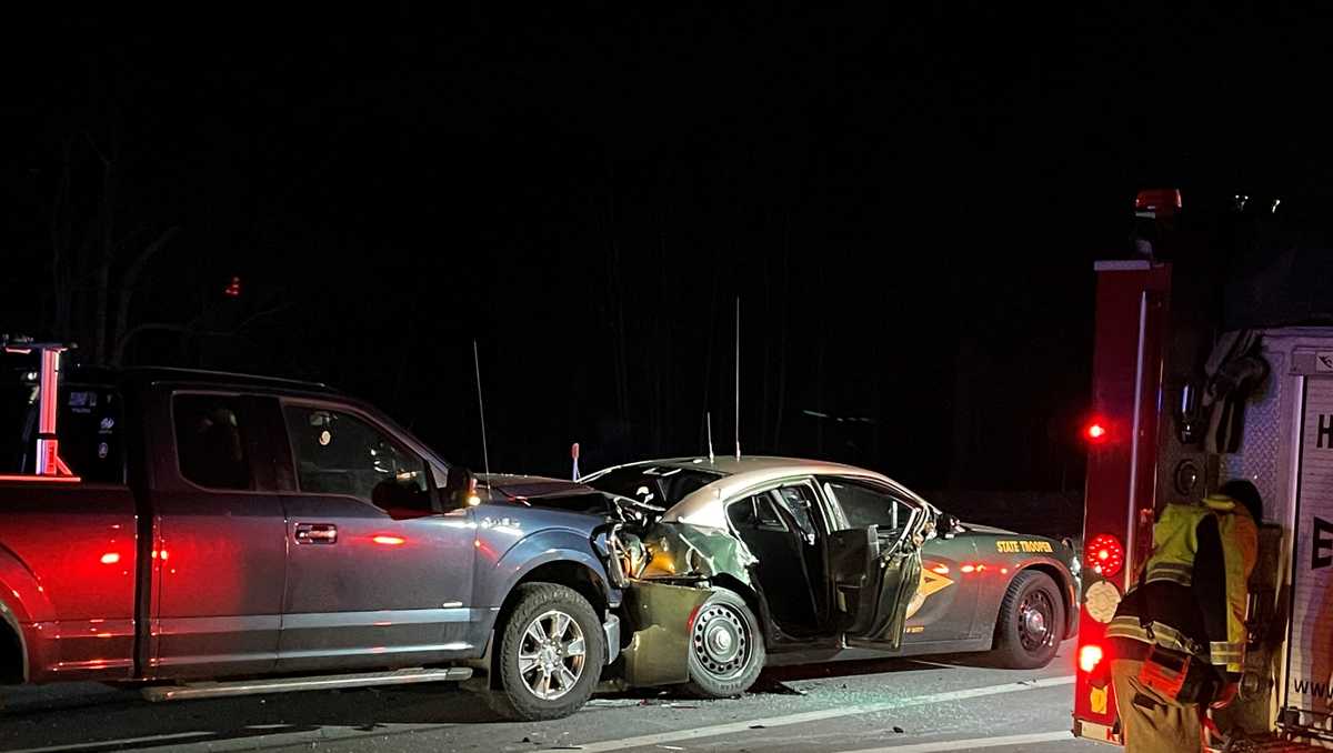 NH State Police cruiser involved in Hooksett crash