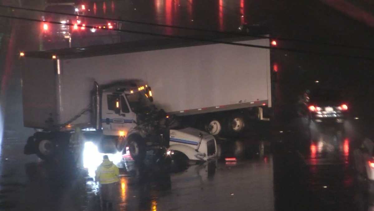 WB Hwy. 50 in Sacramento reopens after big rig crash