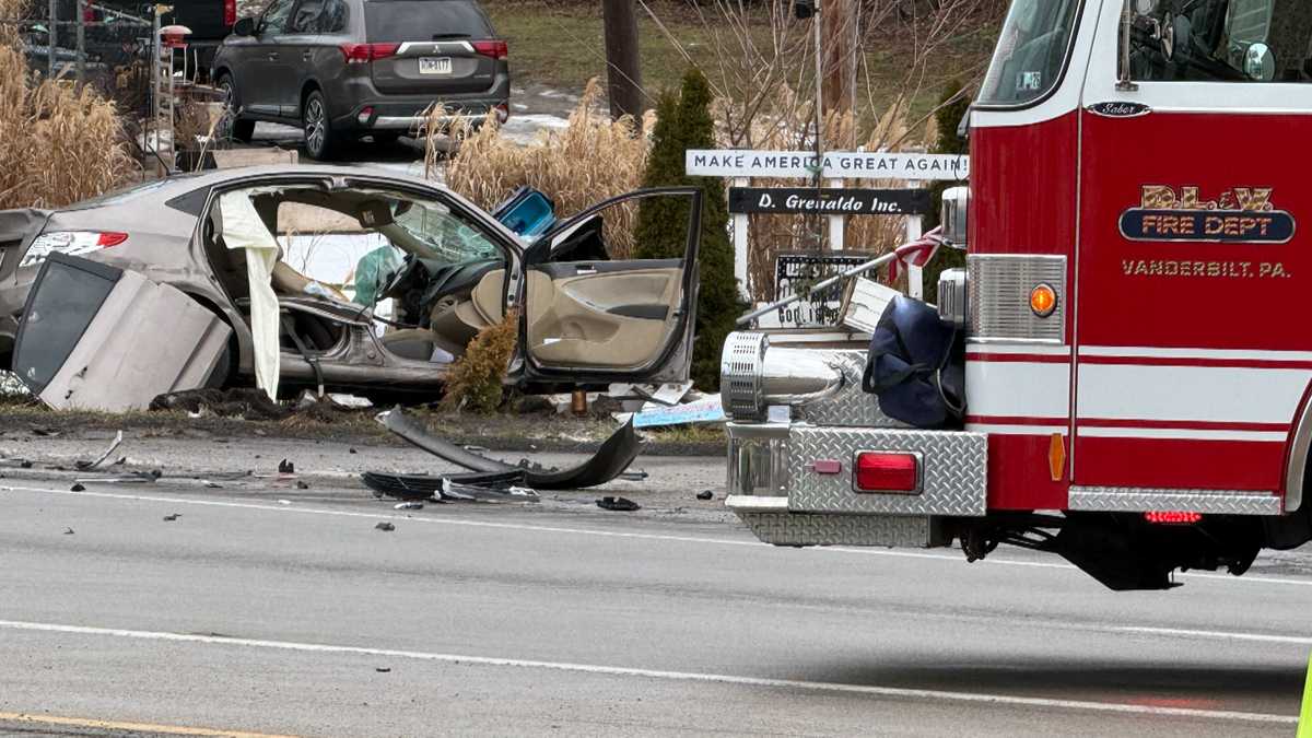 Truck, car collide in Fayette County |  At least 2 injured