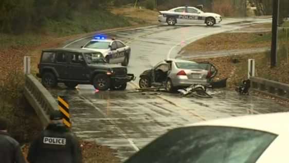 Kernersville woman seriously hurt after 2-vehicle crash