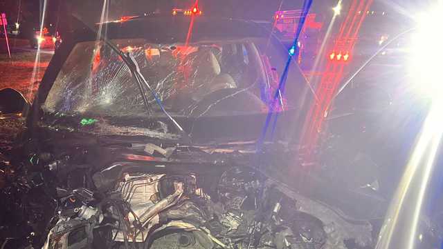 4 found laying in road after crash involving Tesla in Martin County - Vimarsana News