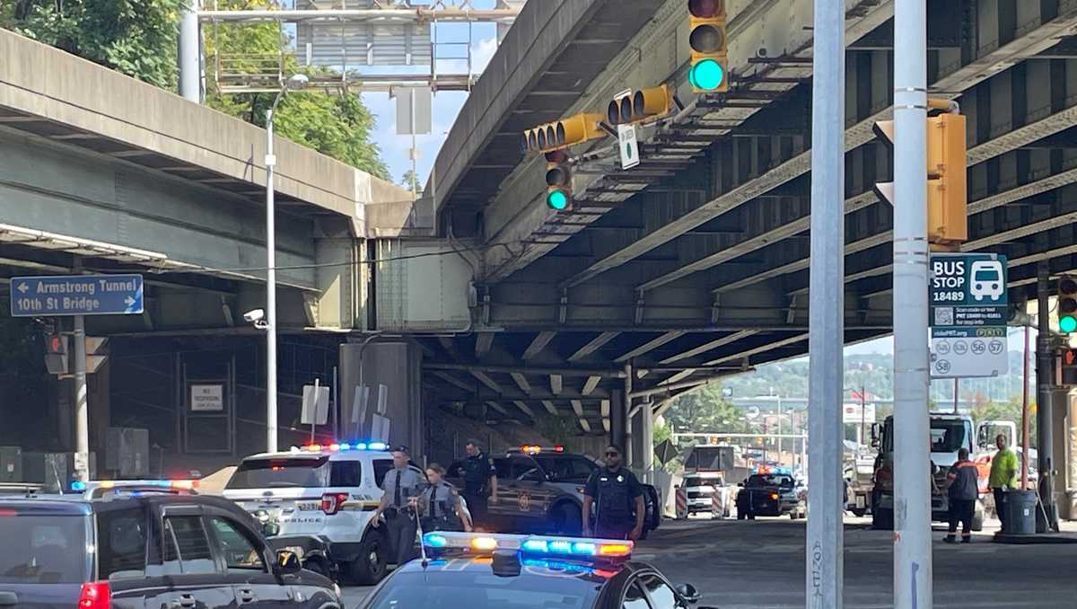 Chase ends with accident near the Armstrong Tunnel in Pittsburgh