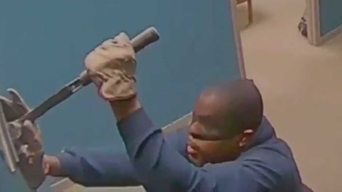 Police say 'Insurance Burglar' caught in the act