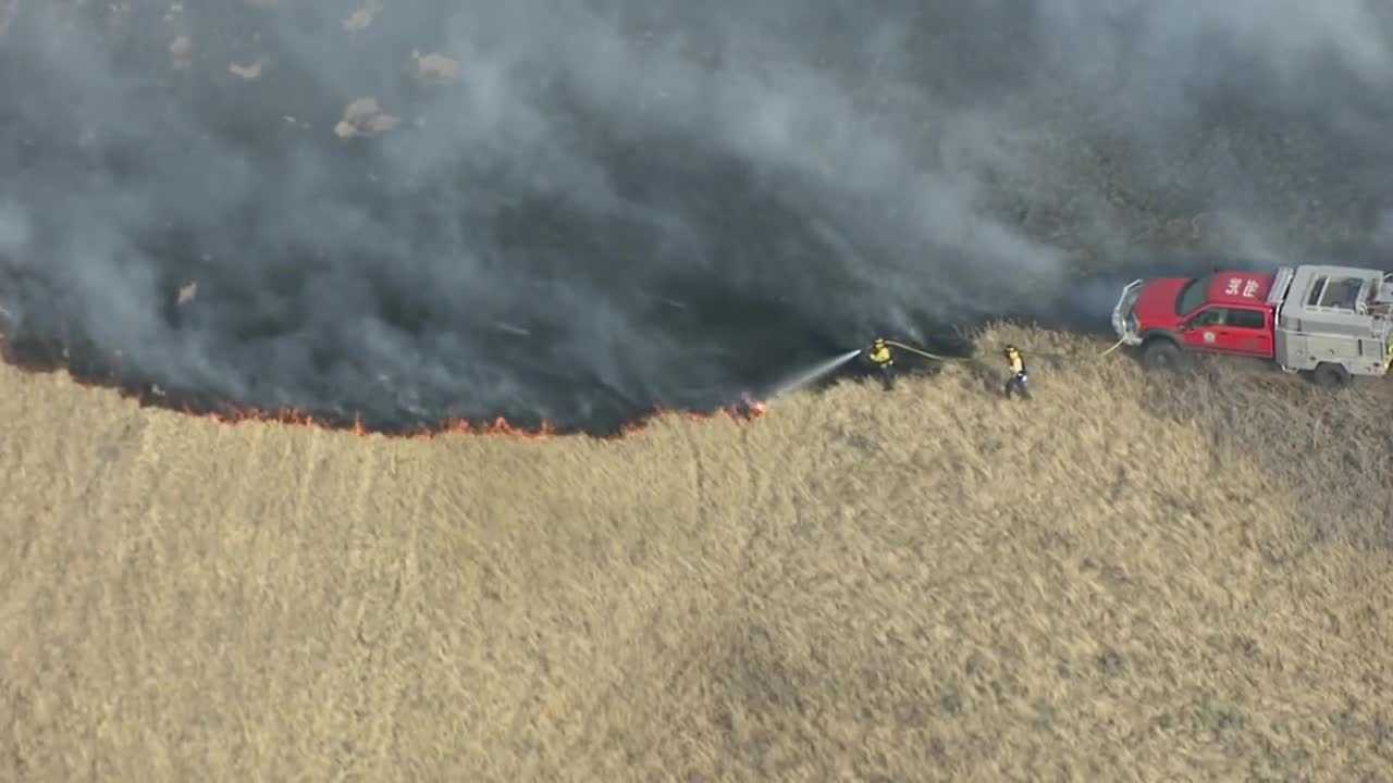 Crews Battle 3-alarm Vegetation Fire In Fairfield