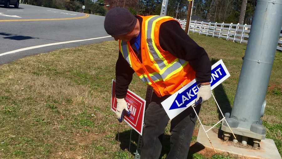 Signs being removed in Anderson County