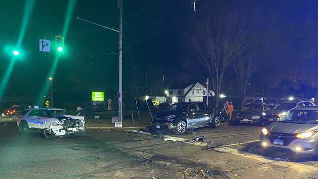Driver charged after chain-reaction crash involving Wells cruiser - Vimarsana News
