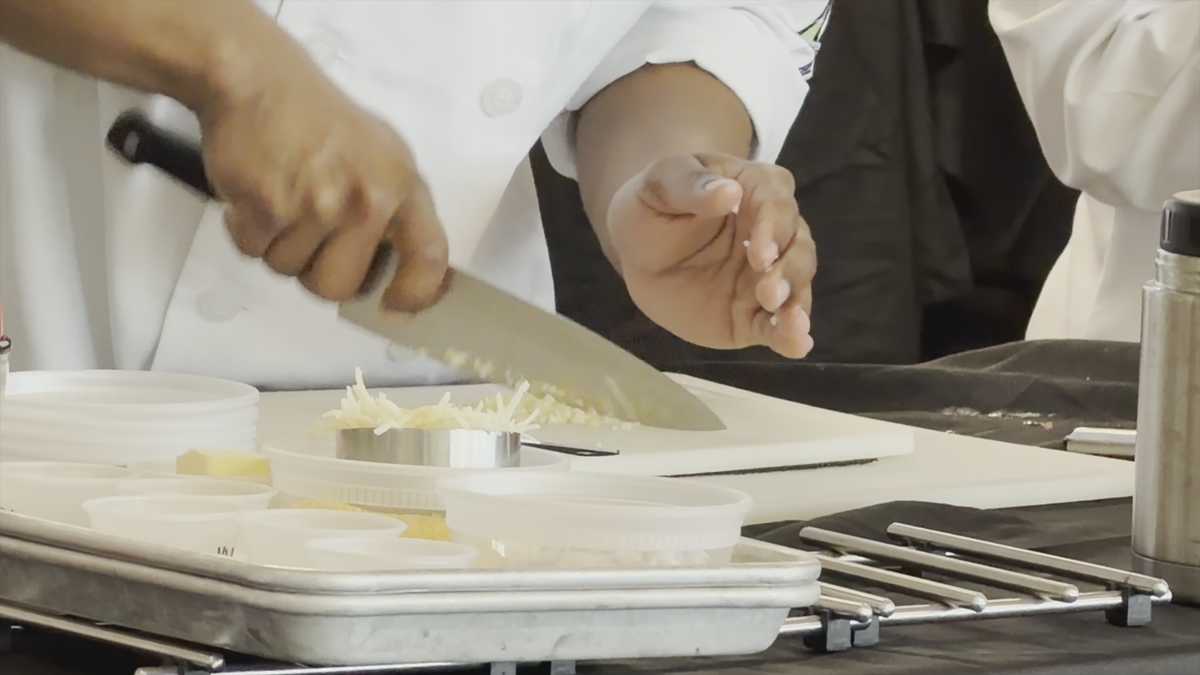 Mississippi students aim to 'make a beautiful dish' at ProStart Invitational