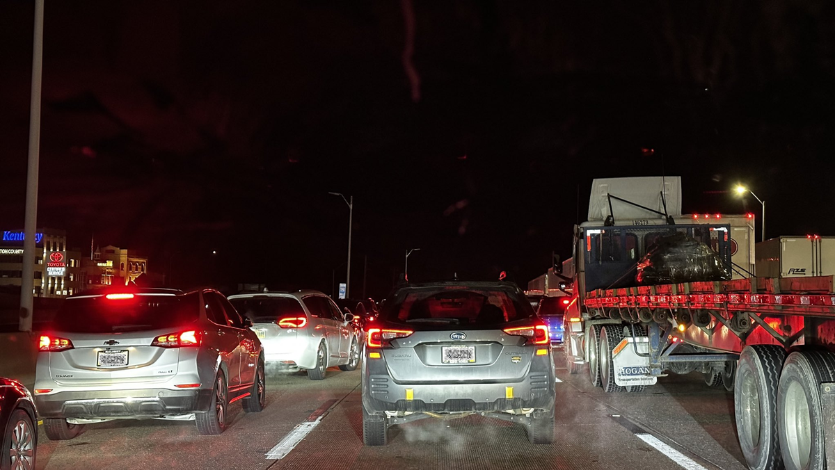 Lanes reopen after semi-truck fire shuts down I-71/75 at the Cut in the ...
