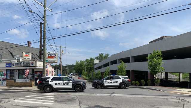 Suspicious device found, person in custody in incident outside Manchester mental health center - Vimarsana News